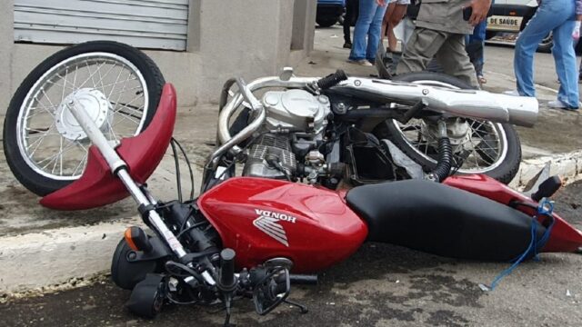 Motociclista fica ferido em acidente no bairro Nossa Senhora de Fátima, em Catalão