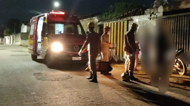 Homem fica ferido após queda de moto no Parque das Mangueiras, em Catalão