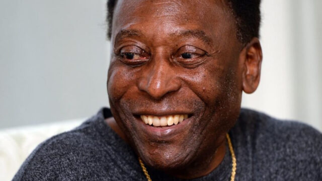 Rei do Futebol, Pelé morre aos 82 anos em São Paulo