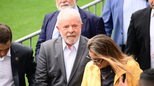Presidente Lula chega à Vila Belmiro para o velório de Pelé