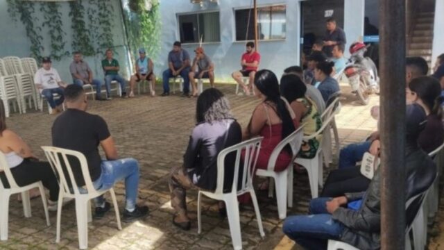 SIMECAT consegue bolsa de estudo de R$ 3 MIL, em cursos no Senai, para os trabalhadores demitidos pela John Deere