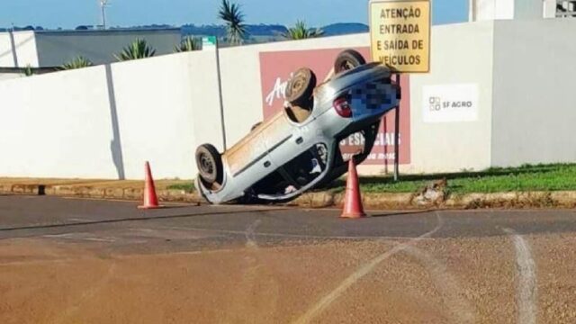 Carro capota e jovem de 25 anos morre em Coromandel