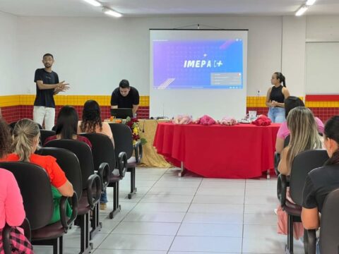 Professores e funcionários da Rede Municipal de Ensino de Ouvidor, realizaram capacitação para primeiros socorros e situações de emergência