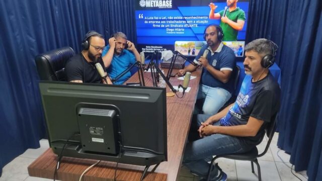 Em reunião, diretoria do Sindicato Metabase discuti acordo coletivo com representantes da empresa AIZT