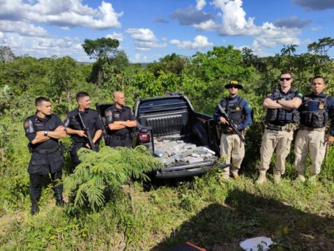 Cumari: Operação integrada Polícia Militar de Goiás e Polícia Rodoviária Federal apreende aproximadamente 62kg de cocaína