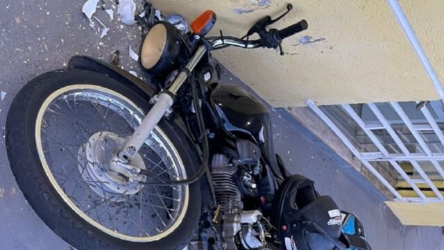 Duas pessoas ficaram feridas em acidente de trânsito, em Caldas Novas