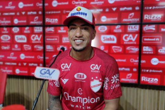 Ralf campeão mundial e ex-jogador do Corinthians, concede entrevista ao Zap catalão; Vídeo