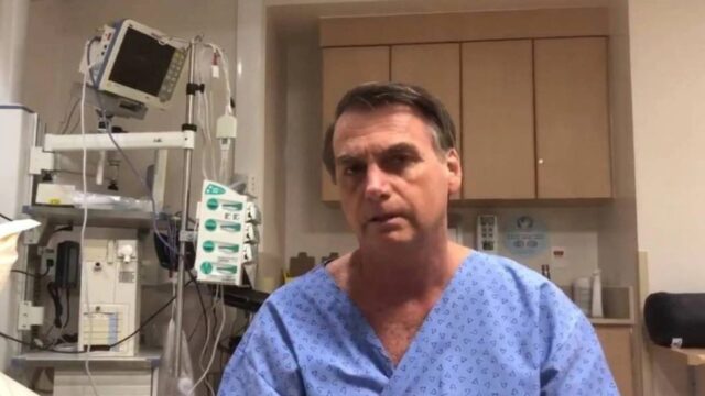 Bolsonaro é internado em hospital nos EUA com dores abdominais, diz fonte próxima à família