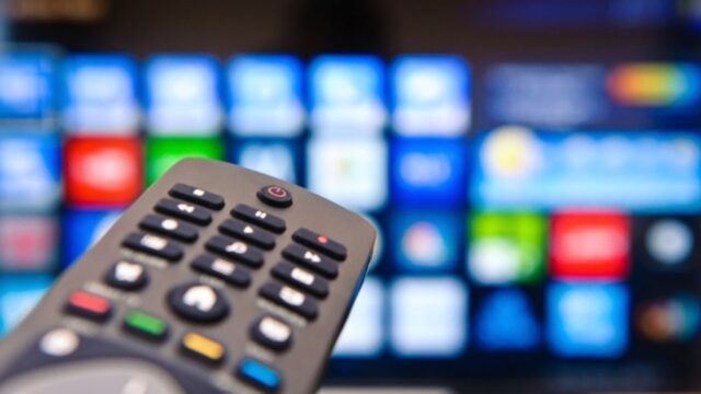 Anatel ordena bloqueio de 5 milhões de aparelhos piratas de TV a cabo