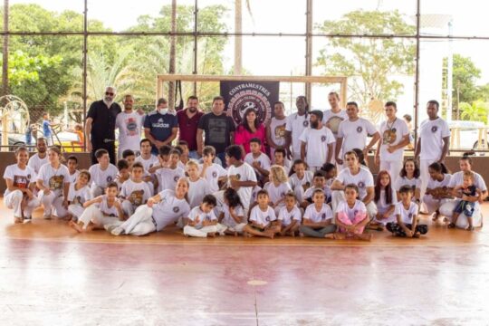 Apresentação de capoeira seguido pelo show do Grupo Salseiro e Dj Sann marcam o 2º Domingo Cultural de Ouvidor