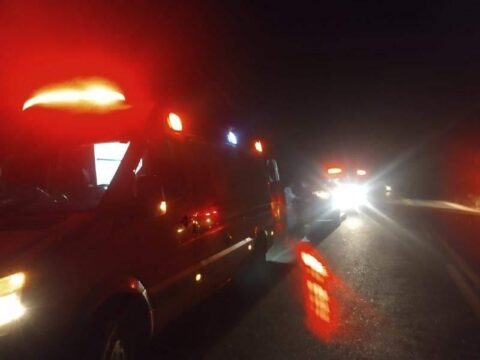 Dois carros colidem e deixa um ferido na GO-330, entre Orizona e Pires do Rio