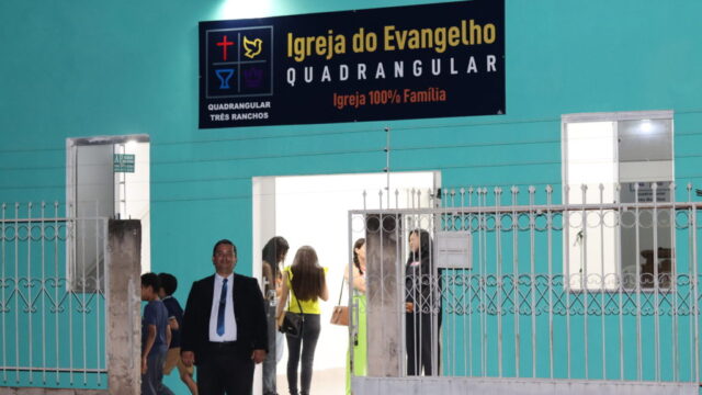 Em solenidade de posse, Igreja Quadrangular inaugura novo templo em Três Ranchos; FOTOS