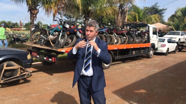 Detran inicia operação para limpar pátios e promove leilão de 6 mil veículos