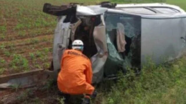 Acidente entre dois carros deixa uma mulher morta em Planaltina