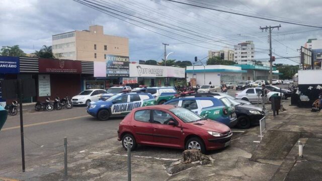 Briga de vizinhos por cachorro termina com menor de 16 anos esfaqueado em Caldas Novas