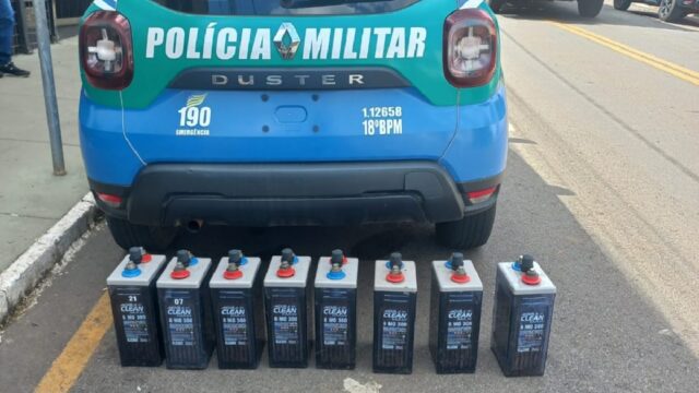 Suspeito de furtar baterias de torres de transmissão é preso em flagrante, em Catalão