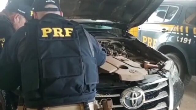 BR-050: PRF em Catalão recupera camionete roubada no Rio Grande do Sul