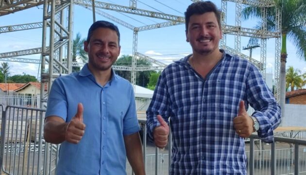 Empresário Sílvio Pereira, da Planet Promo, apresenta seu nome ao Prefeito Hugo Deleon para as eleições de 2024