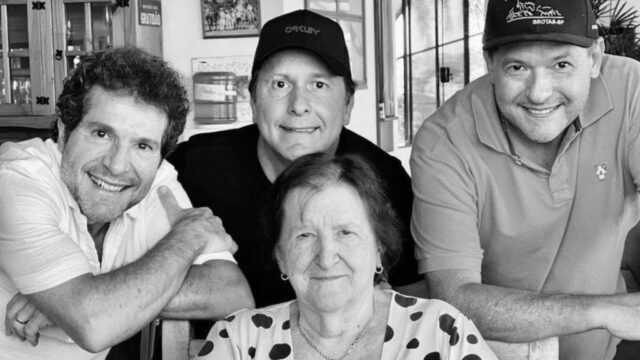 Morre, aos 82 anos, Maria Apparecida, mãe do cantor Daniel