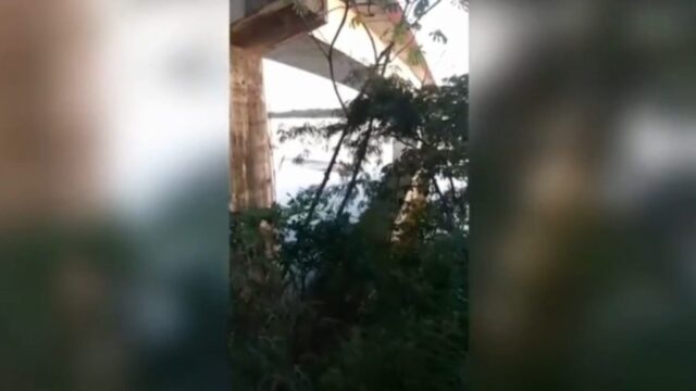 Canoa com 9 pessoas afunda no Lago Serra da Mesa; vídeo mostra desespero