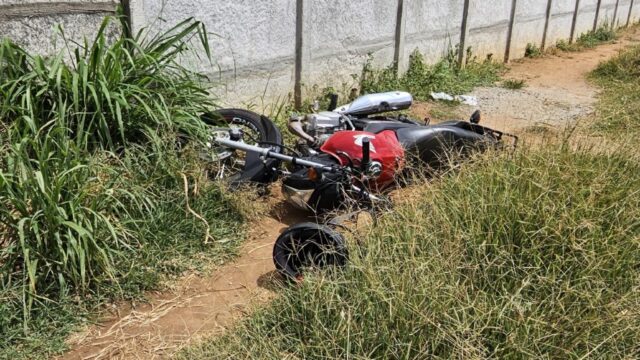 Motociclista fica ferido em acidente envolvendo carro em Catalão