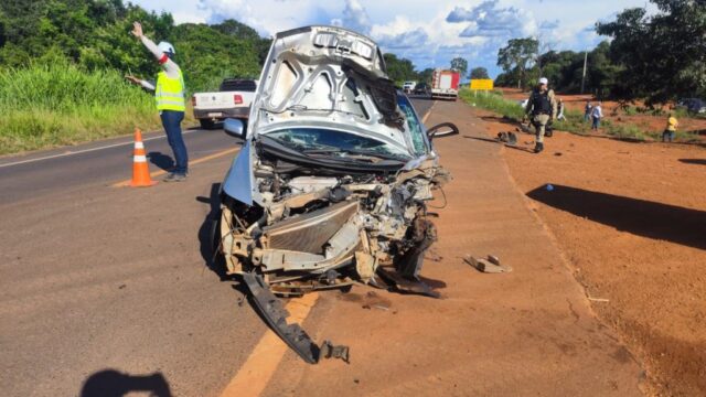 Acidente grave na BR 452 deixa duas vítimas fatais e quatro feridos entre Uberlândia e Tupaciguara