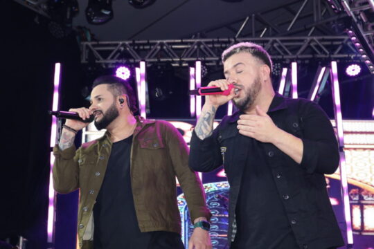 Em uma noite de grandes emoções, Diego & Victor Hugo realizam show em Catalão