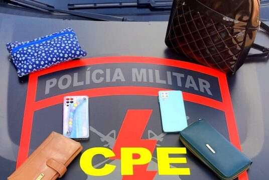 Em Pires do Rio, CPE prende suspeito 30 minutos depois de furtar bolsa com vários objetos