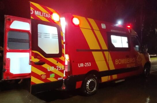 Jovem de 19 anos é esfaqueado durante desentendimento e foge nu até casa de familiares em Catalão