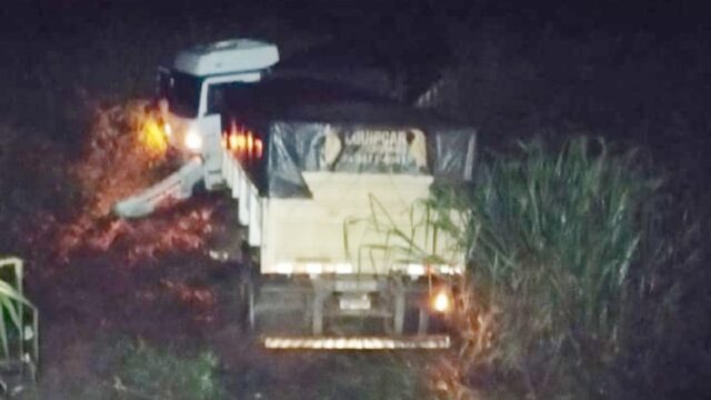 Motorista fica ferido em saída de pista na BR-050 em Catalão