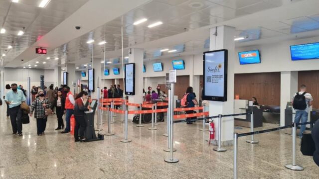 Vencedora da concessão dos aeroportos de Uberlândia e Uberaba abre 17 vagas de emprego; veja as oportunidades