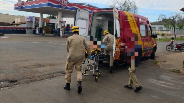 Mulher fica ferida após sofrer queda de moto no bairro Castelo Branco, em Catalão