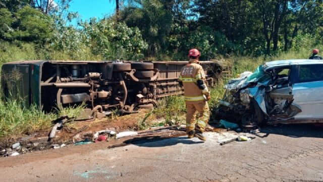 Tragédia na BR-153: Acidente com ônibus deixa três mortos, incluindo uma criança de três anos, em Minas Gerais