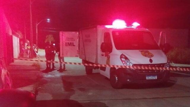 Homem é encontrado morto a tiros dentro de veículo em Catalão