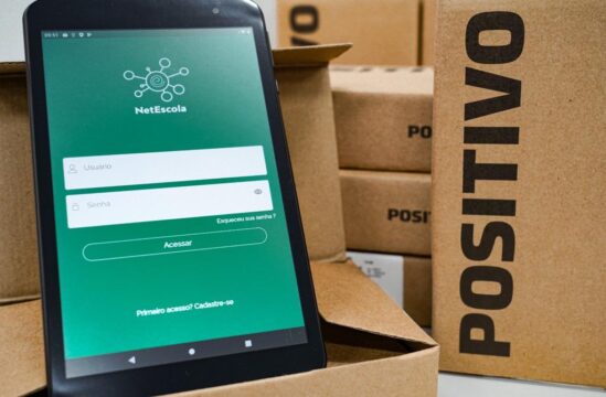 Governo de Goiás anuncia programa para ampliar acesso de alunos e professores à internet
