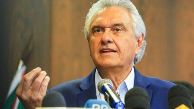 Caiado sanciona data-base do funcionalismo público estadual e novo piso salarial dos professores