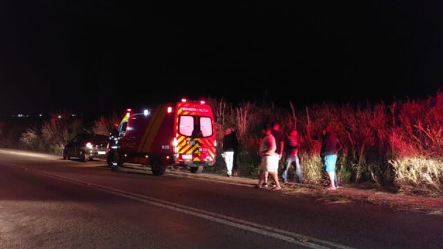 Motociclista fica ferido após queda de moto na rodovia GO-210, entre Catalão e Goiandira