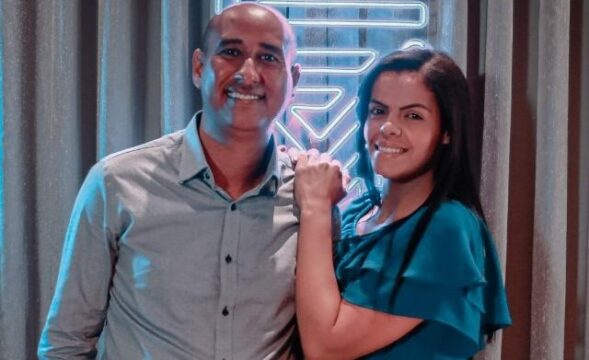 Moisés Motta & Flaviane, casal que recebeu carro de presente dos amigos e fiéis de igreja em Catalão, após ter o carro furtado em Uberlândia, lança clipe do single "Se isso não for amor"