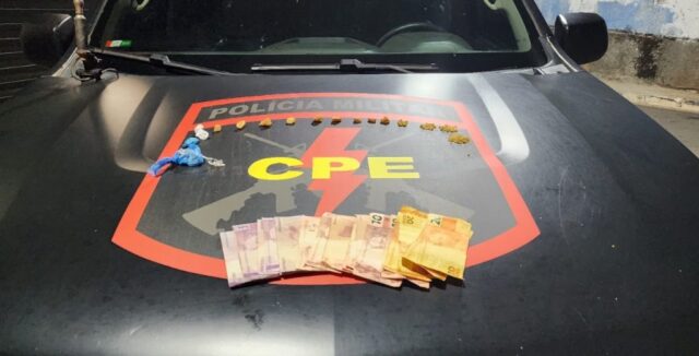 Catalão: Dois suspeitos são presos pela CPE por tráfico de drogas no Bairro Jardim Catalão