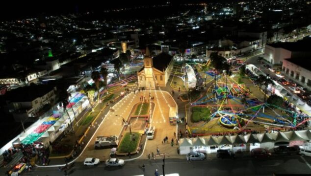 Alegria e calor humano marcaram a primeira noite do Arraial da Prefeitura