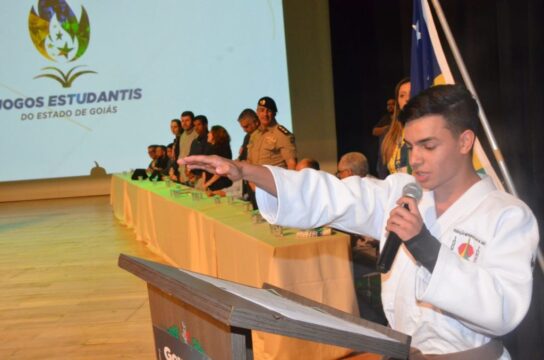 Abertura da etapa estadual dos Jogos Estudantis 2023 reúne mais de 3,4 mil atletas