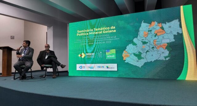 SIC realiza 5ª rodada de discussão do Plano de Mineração durante feira em Goiânia