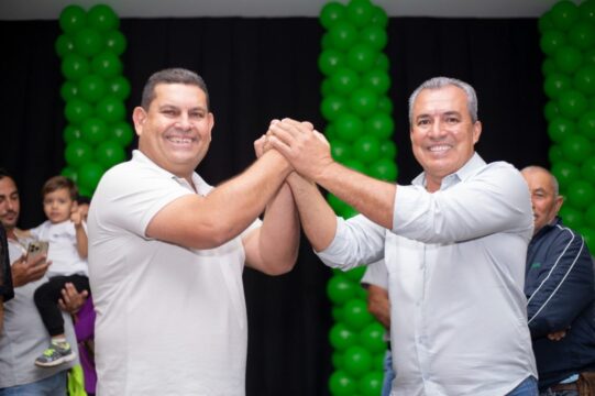 Reunião em Ouvidor promove união entre líderes municipais e comunidade em prol do progresso local