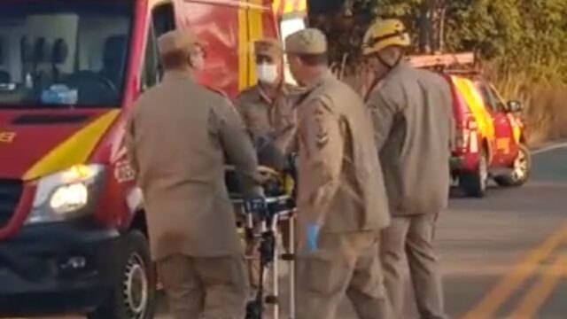 Homem fica ferido após acidente de moto na rodovia GO-305, em Cumari