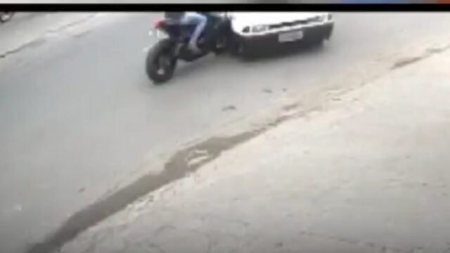 Câmeras de segurança registram momento do grave acidente em Caldas Novas; VÍDEO