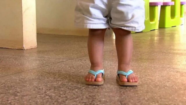Secretaria de Educação afasta auxiliar após agressão a criança de dois anos em creche de Davinópolis-GO