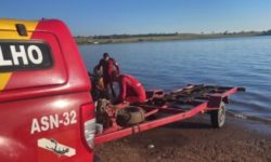 Dois jovens morrem afogados no Lago Azul, em São Simão Dois jovens morrem afogados no Lago Azul, em São Simão