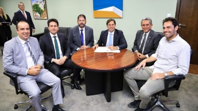 Alego e TRE-GO firmam parceria para fortalecer a formação cidadã e a relação institucional