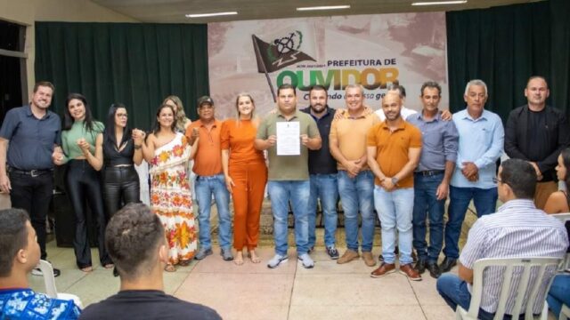 Prefeitura de Ouvidor anuncia aumento de 25% no Programa Bolsa de Estudos: Valorizando a educação e incentivando o futuro dos estudantes