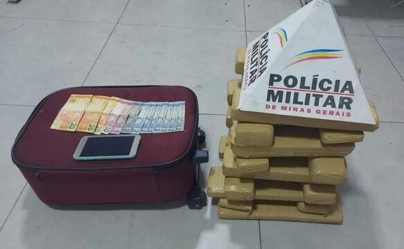 Passageiro é preso com grande quantidade de drogas em um ônibus que seguia de Uberlândia para Araguari